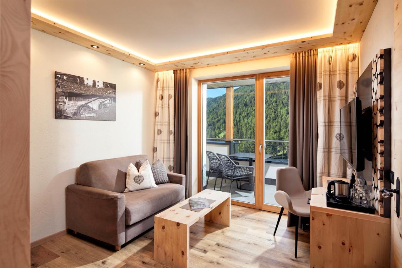 Hotel Anigglhof Malles Venosta Zewnętrze zdjęcie