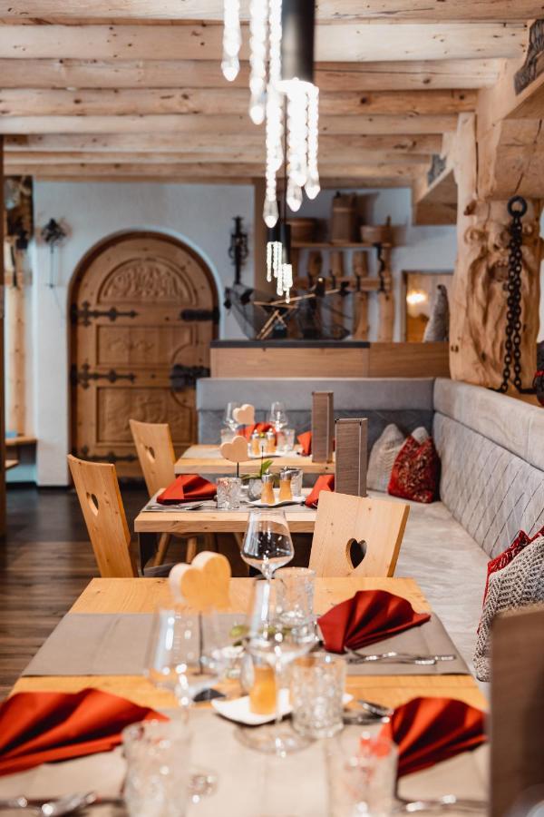 Hotel Anigglhof Malles Venosta Zewnętrze zdjęcie