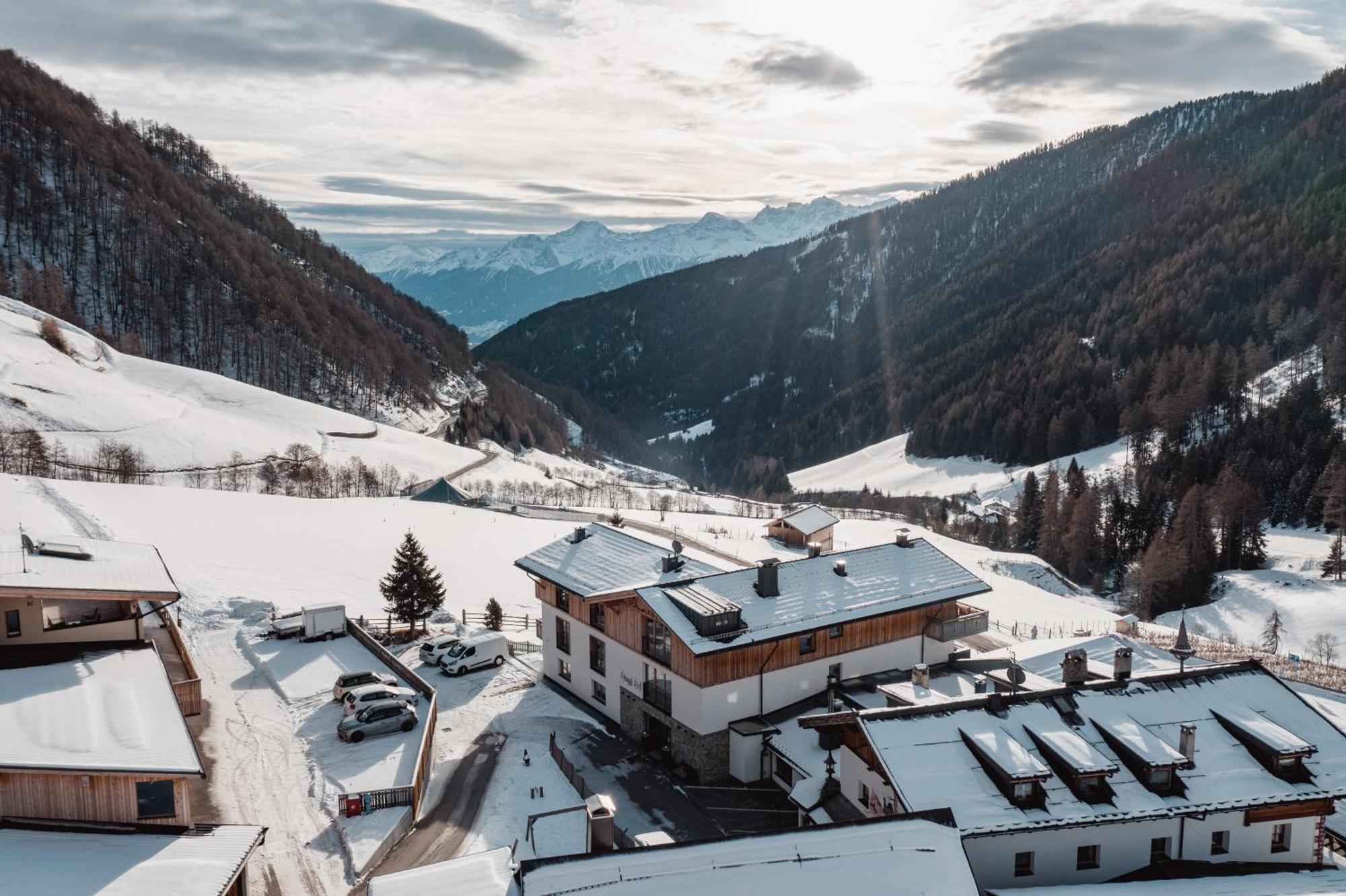 Hotel Anigglhof Malles Venosta Zewnętrze zdjęcie