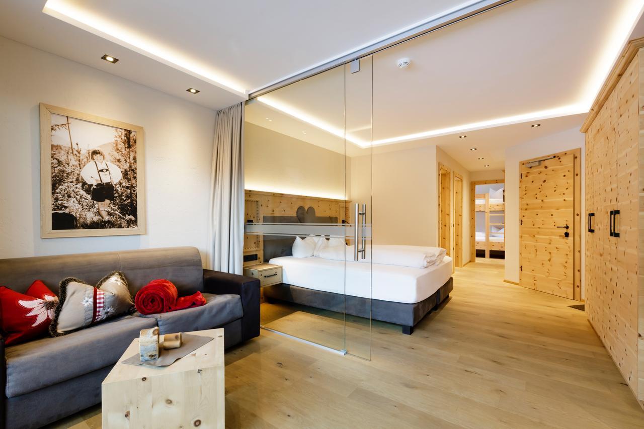 Hotel Anigglhof Malles Venosta Zewnętrze zdjęcie