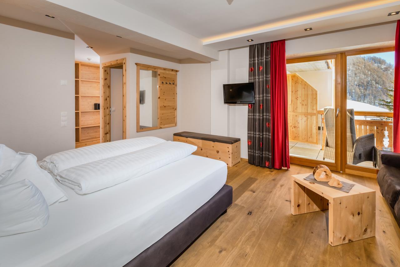 Hotel Anigglhof Malles Venosta Zewnętrze zdjęcie